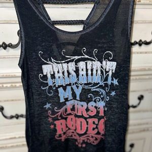 Maurices top size XS, but fits size small.